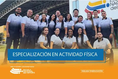 Reconocimiento a la rectora Patricia Martínez por su especial apoyo a los estudiantes de la Especialización en Actividad Física
